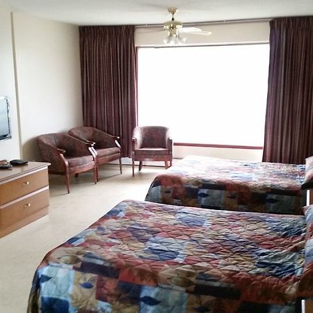 Avalon Motel Μπελβίλ Εξωτερικό φωτογραφία